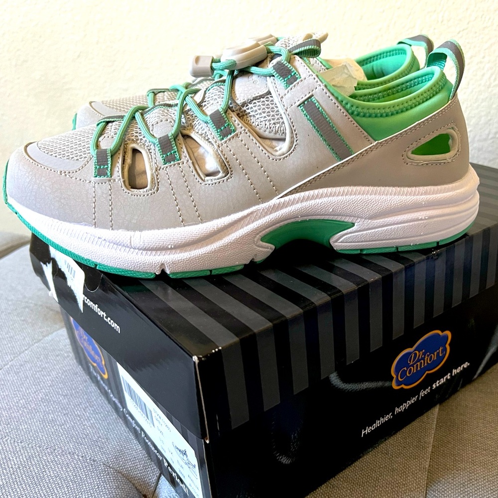 Brand NEW! Dr. Comfort Amelia Orthopedic Sneakers